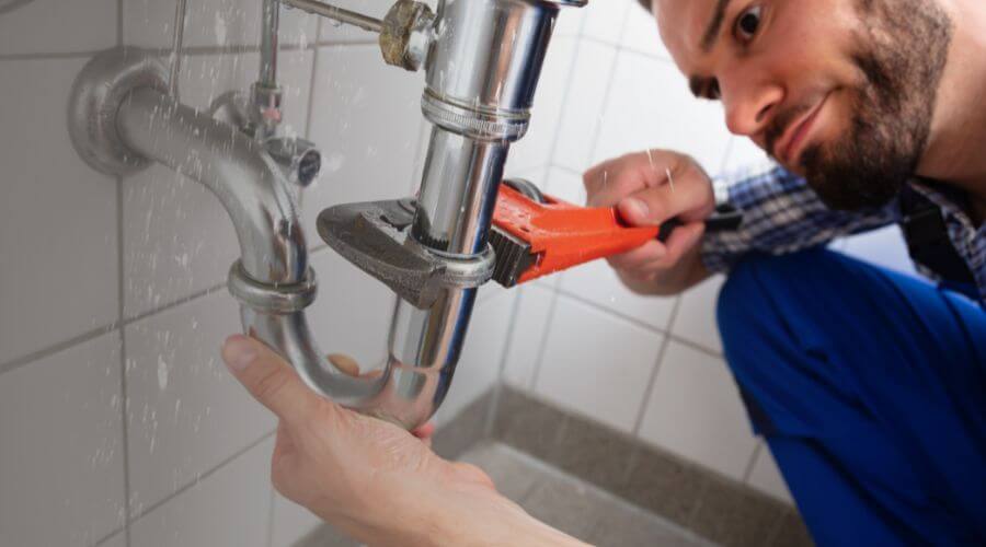 Professional same day plumber services in La Russell, MO